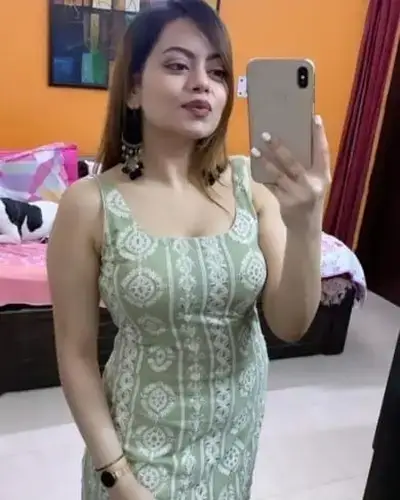 Call Girl in Morena